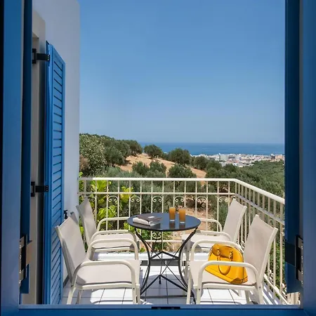 Lofos Apartmanhotel 2*