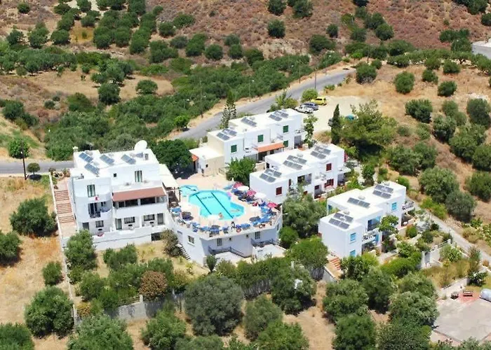 Ξενοδοχείο με διαμερίσματα λόφος 2*