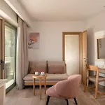 Lofos Apartahotel Hersonissos (Crete)