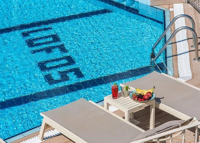 Apartmanhotel Lofos 2*